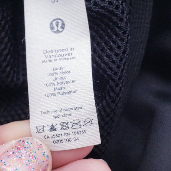 Lululemon Everywhere Women's Belt Bag Black 1 Liter - Picture 8 of 8